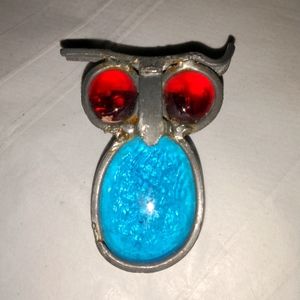 Vintage owl brooch